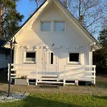 Nad Jeziorem Kazub 山林小屋