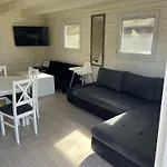 山林小屋 Nad Jeziorem Kazub