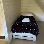 Nad Jeziorem Kazub 山林小屋 *