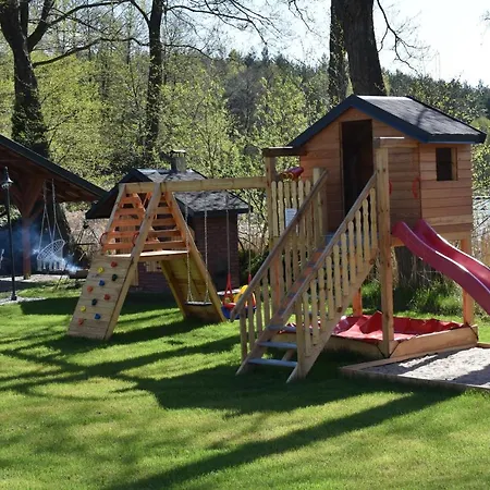 Nad Jeziorem Kazub Domek letniskowy *