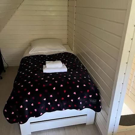 Nad Jeziorem Kazub *