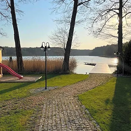 Lodge Nad Jeziorem Kazub Cieciorka