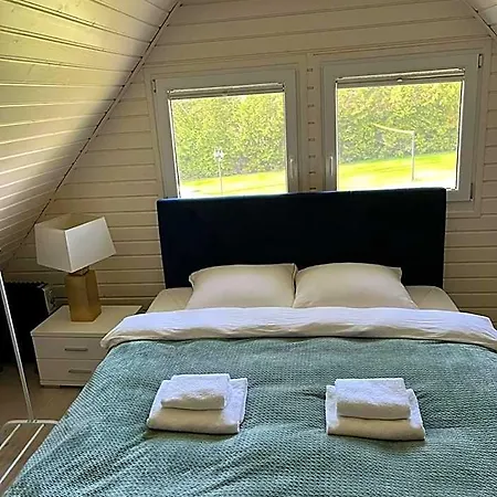 Nad Jeziorem Kazub Lodge Cieciorka