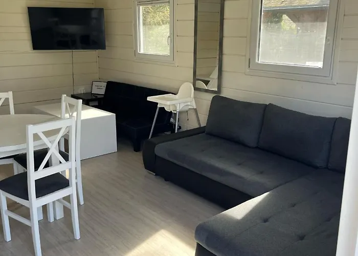 Domek letniskowy Nad Jeziorem Kazub