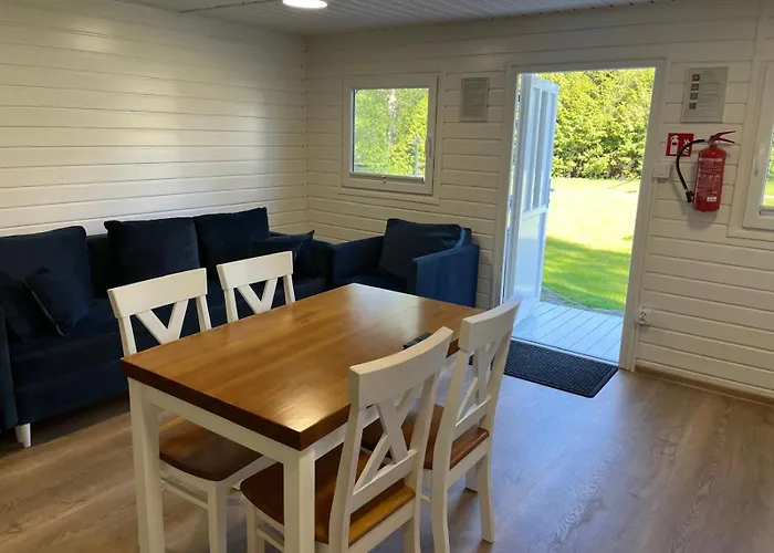 Nad Jeziorem Kazub Domek letniskowy